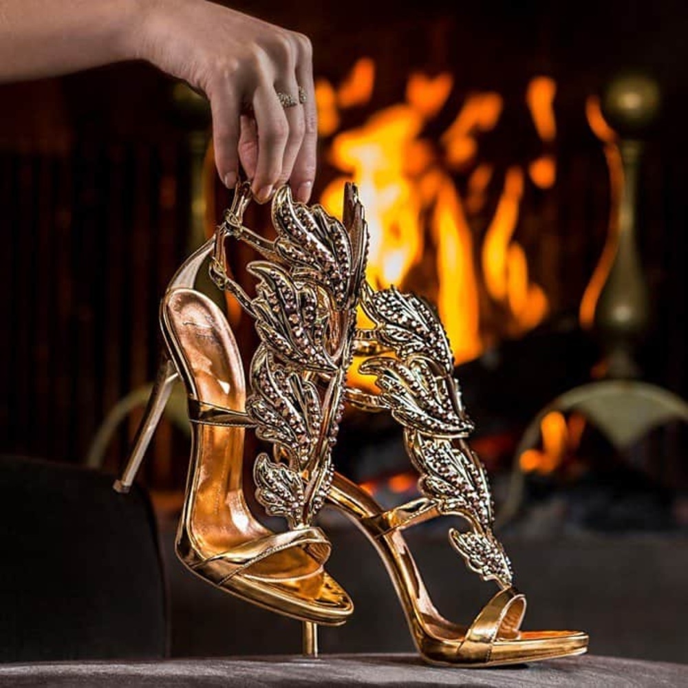 Giuseppe Zanotti Crystal-Embellished Cruel Sandals